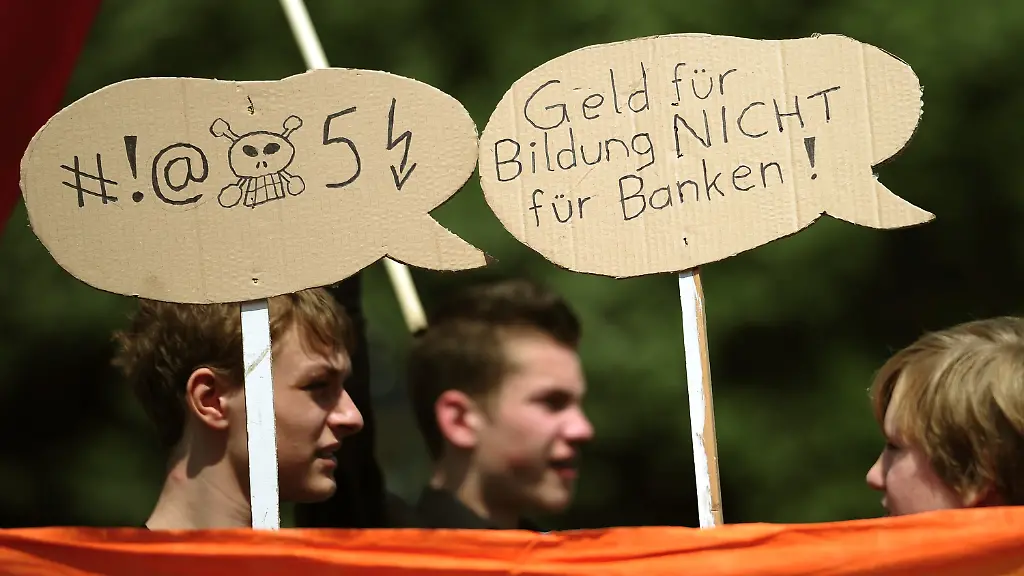 2rh05932-jpg49405761908825640