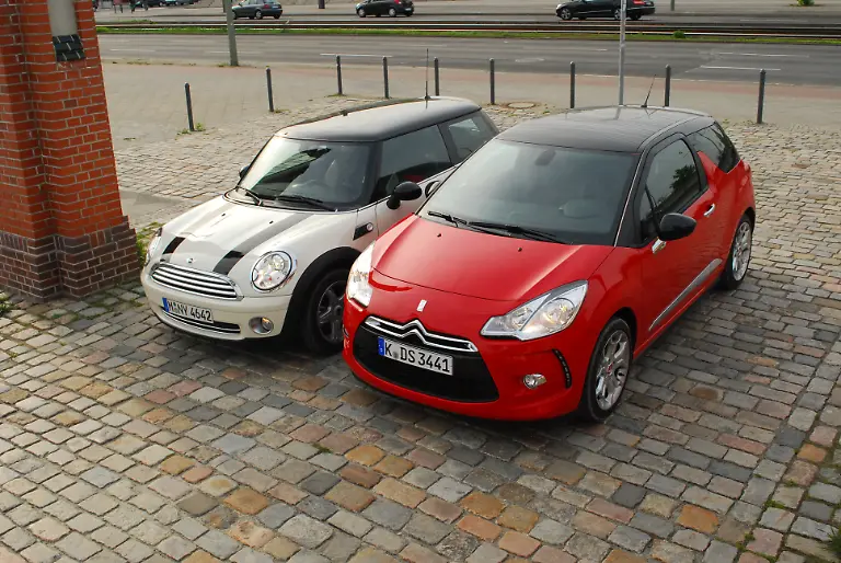 Citroen-DS3-vs-Mini-2010-04-30-09-38-37-1