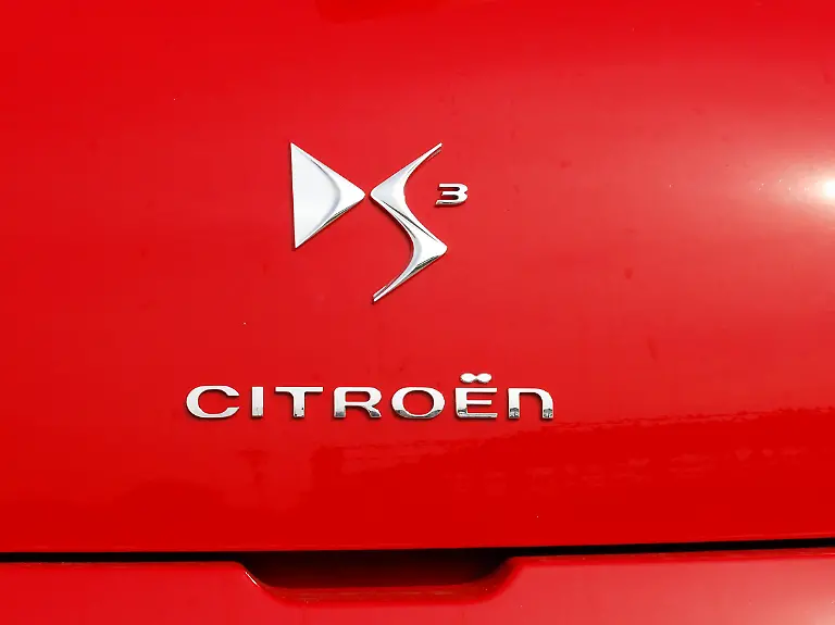 Citroen-DS3-vs-Mini-2010-04-30-09-37-10-2