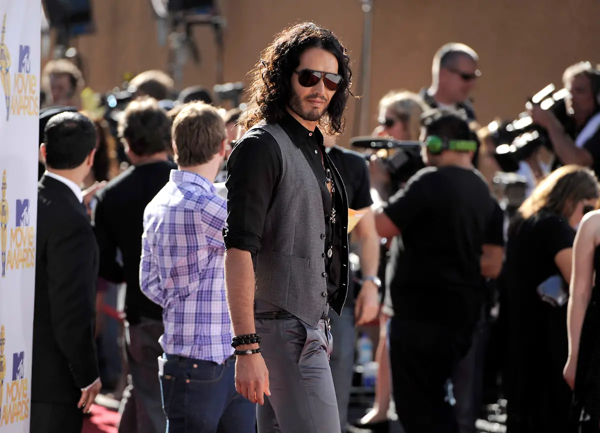 MTV-Movie-Awards-Arrivals-CADC197-jpg2692751850922432593