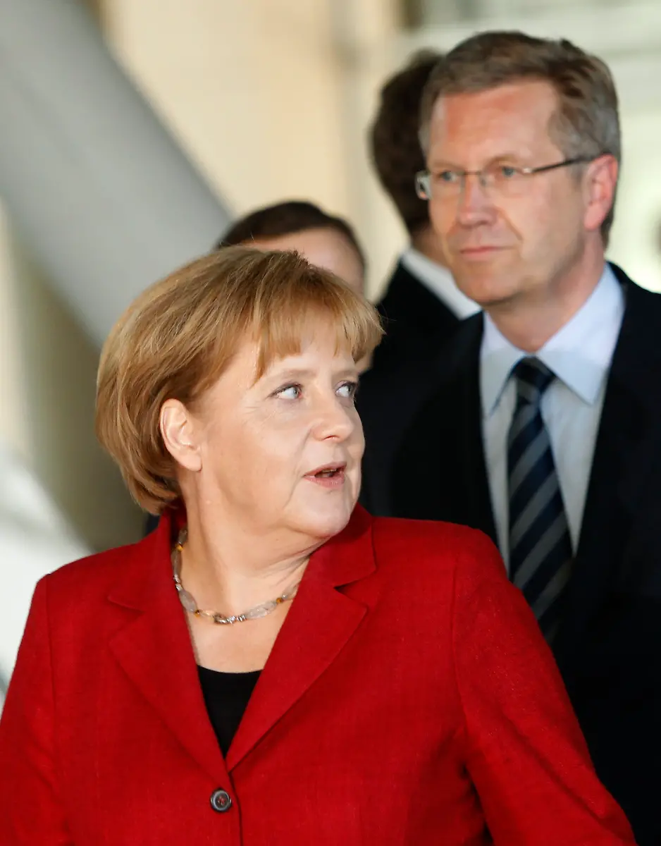 2010-06-03T180734Z-01-TPE12-RTRMDNP-3-GERMANY-JPG9100917858847453789