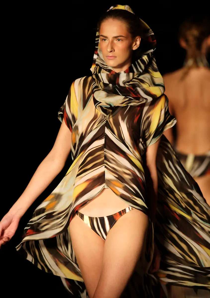 2010-05-29T022038Z-01-RJO116-RTRMDNP-3-BRAZIL-JPG537442238322562148