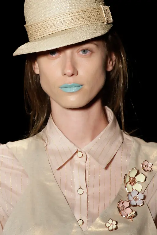 Brazil-Fashion-Rio-XFD112-jpg7367494834183101283