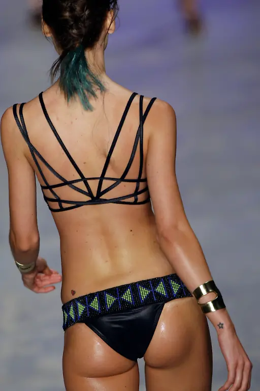 Brazil-Fashion-XSI105-jpg7111672306322747069