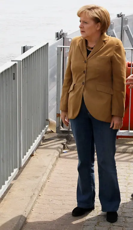 2r9r2324-jpg5518925779925201118