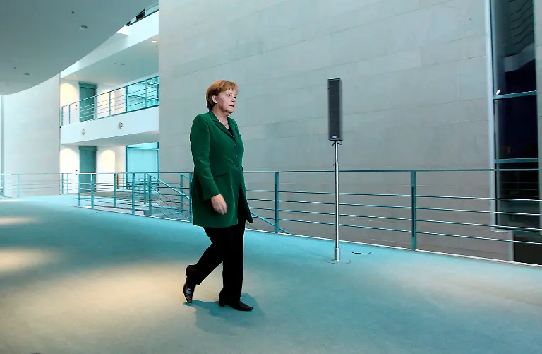 2rb52127-jpg6506177920879648555