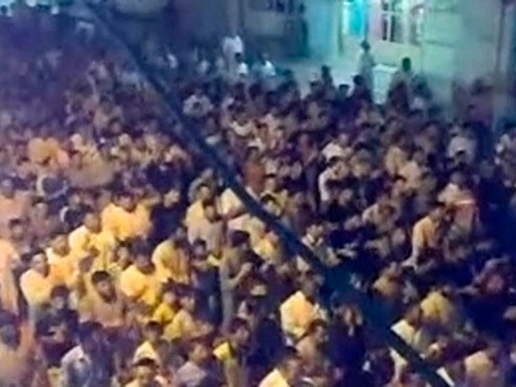 Anhaltender Protest: Sprechchöre gegen Assad im Dorf Taybet Al-Imam in der Nähe Hama.