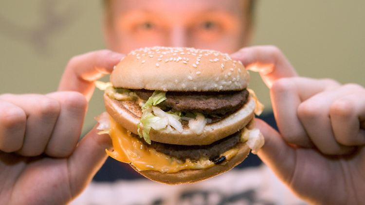 Der "Big-Mac-Index" gilt mittlerweile als ein akkurater Indikator für Unter- und Überbewertungen von Währungen.