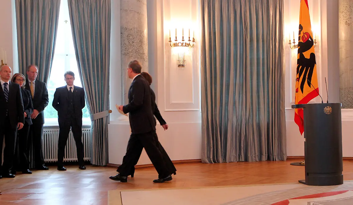 2rb21918-jpg5734254952741569265