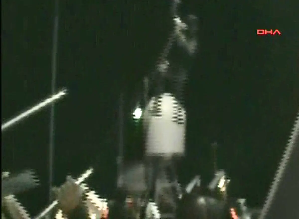 Israel-Palestinians-LON810-jpg2387854584414832603