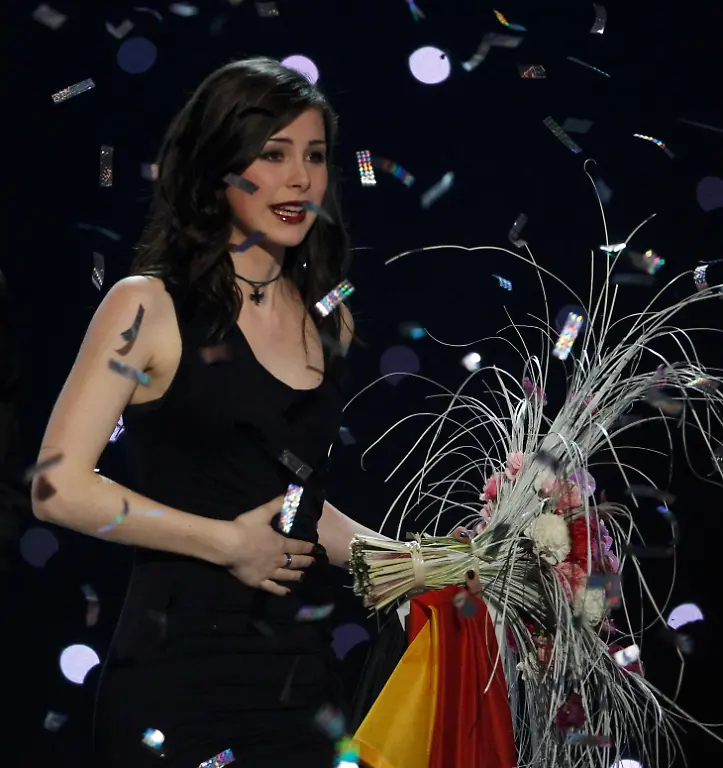 2010-05-29T222520Z-01-RCS153-RTRMDNP-3-EUROVISION-JPG3482355701603461533