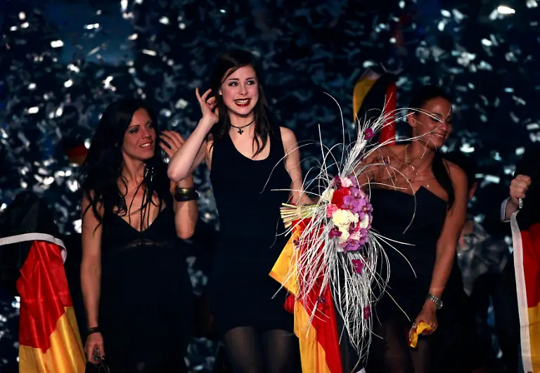 2010-05-29T221910Z-01-RCS244-RTRMDNP-3-EUROVISION-JPG7716604026047825301