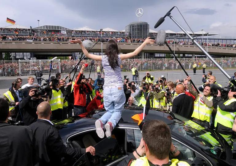 2rag2421-jpg7016405493369786802