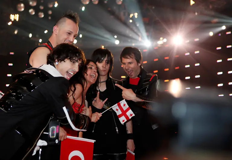 2010-05-27T213434Z-01-RCS139-RTRMDNP-3-EUROVISION-JPG8578407406337817678