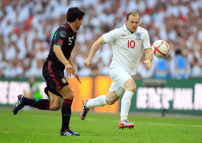2010-05-24T191656Z-01-EDY01-RTRMDNP-3-SOCCER-WORLD-JPG3801010543990547137
