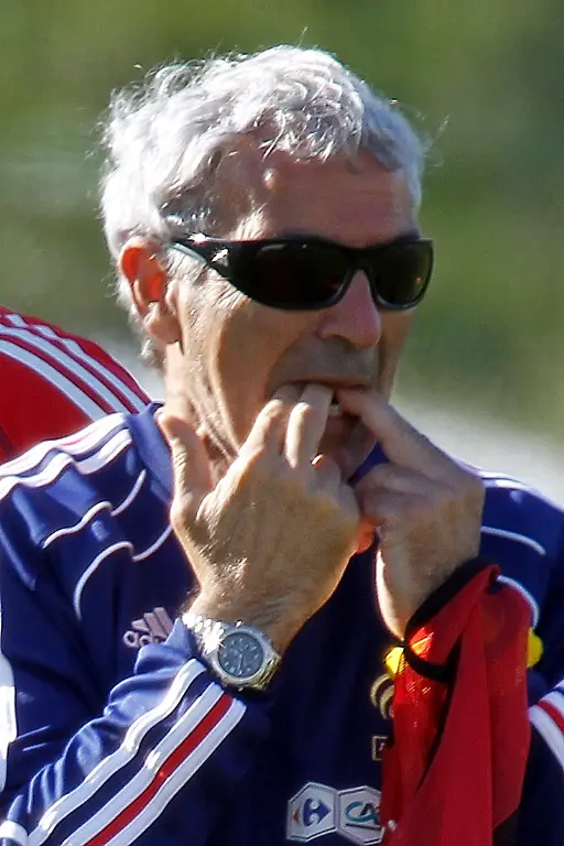 2010-05-24T174410Z-01-CHP15-RTRMDNP-3-SOCCER-WORLD-FRANCE-JPG4032994965614967543