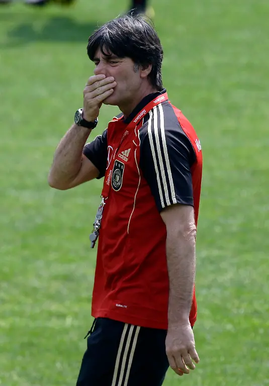 2010-05-26T140113Z-01-BOH19-RTRMDNP-3-SOCCER-WORLD-GERMANY-JPG4213606462121058814