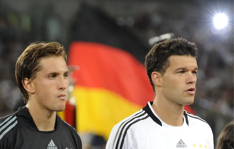 2r1o2656-jpg3617346299515560499