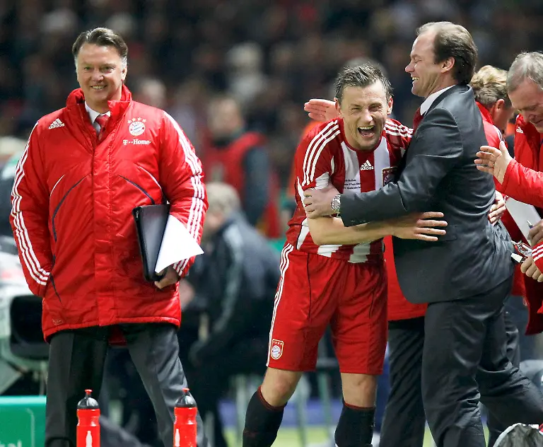 2010-05-15T194514Z-01-BER255-RTRMDNP-3-SOCCER-GERMANY-JPG5047490956149481039