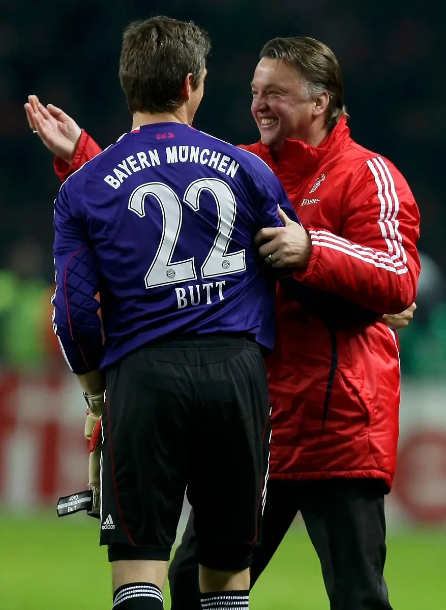 2010-05-15T200033Z-01-BER267-RTRMDNP-3-SOCCER-GERMANY-JPG2081526157341834127