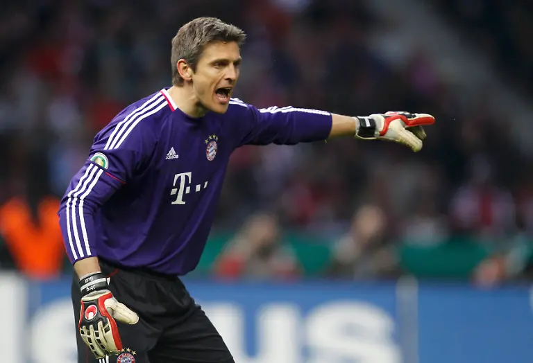 2010-05-15T191116Z-01-BER229-RTRMDNP-3-SOCCER-GERMANY-JPG5481782670736324728