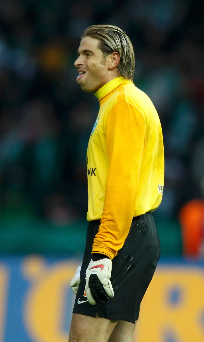 2010-05-15T185818Z-01-BER222-RTRMDNP-3-SOCCER-GERMANY-JPG2249914717283083299