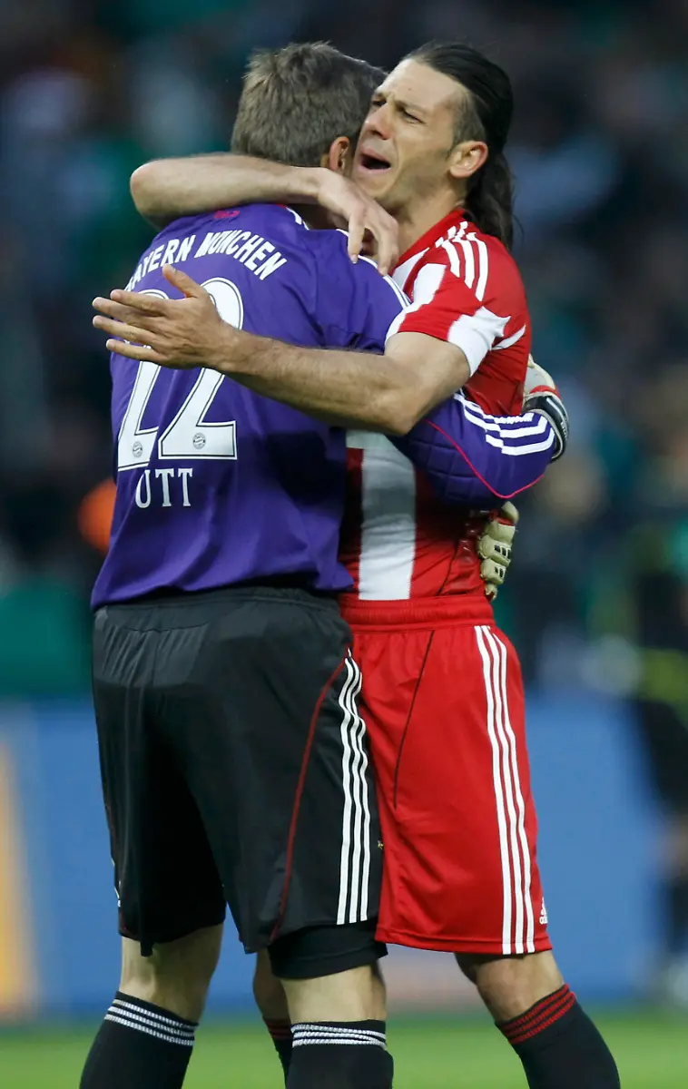 2010-05-15T190343Z-01-BER225-RTRMDNP-3-SOCCER-GERMANY-JPG5043767561283623981