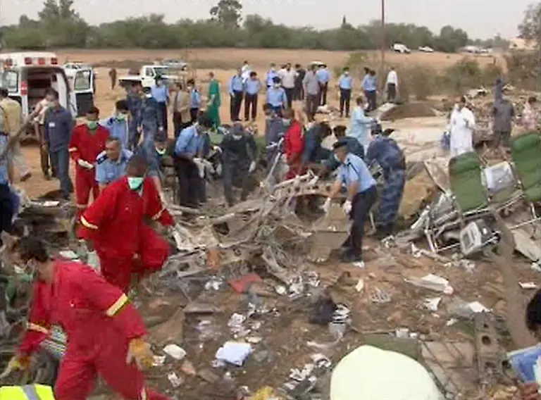 2010-05-12T093940Z-01-LON102-RTRMDNP-3-CRASH-LIBYA-JPG5395681797152259922