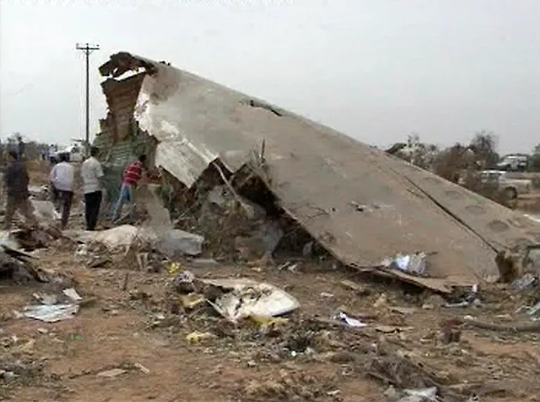 2010-05-12T094002Z-01-LON103-RTRMDNP-3-CRASH-LIBYA-JPG9155236004906603298