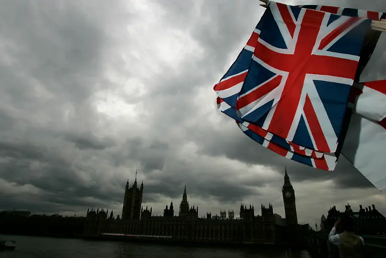 Britain-Election-LSU116-jpg359919915152616997