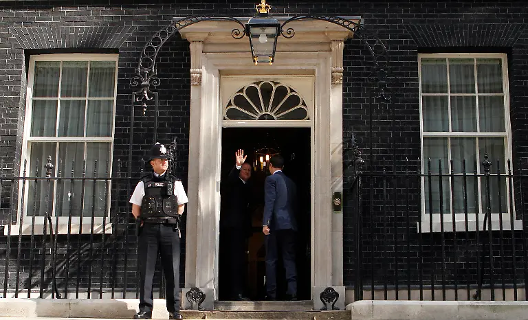Britain-Election-Cameron-XAG112-jpg8972241122845589635