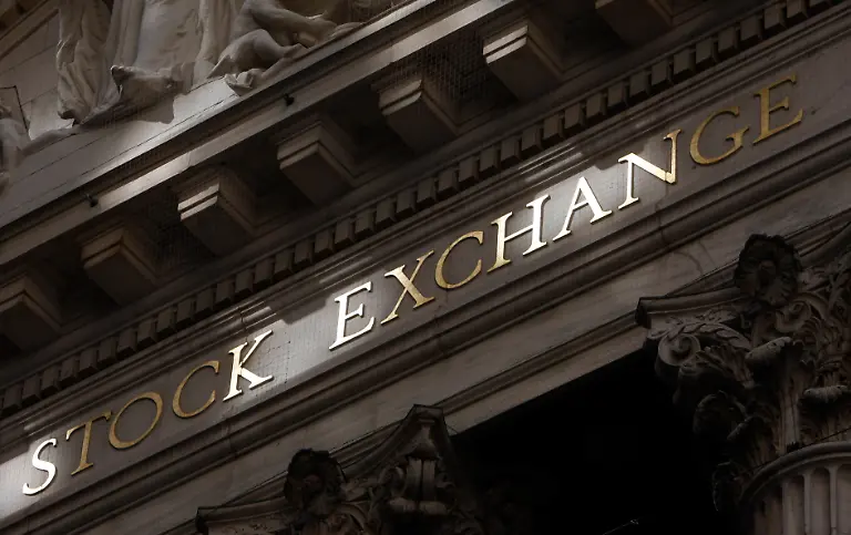 Wall-Street-NYSW105-jpg8891770562899237356