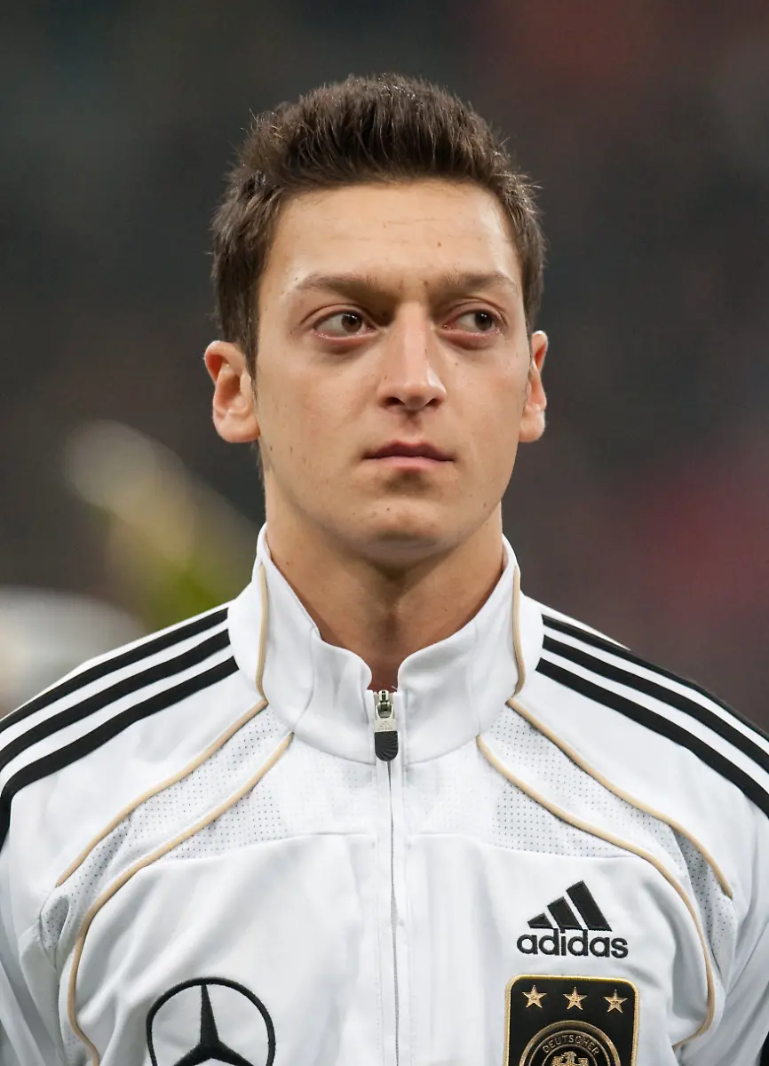 2quc2528-jpg896082880139778549