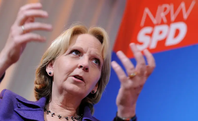 2qs91433-jpg6251377100840441076