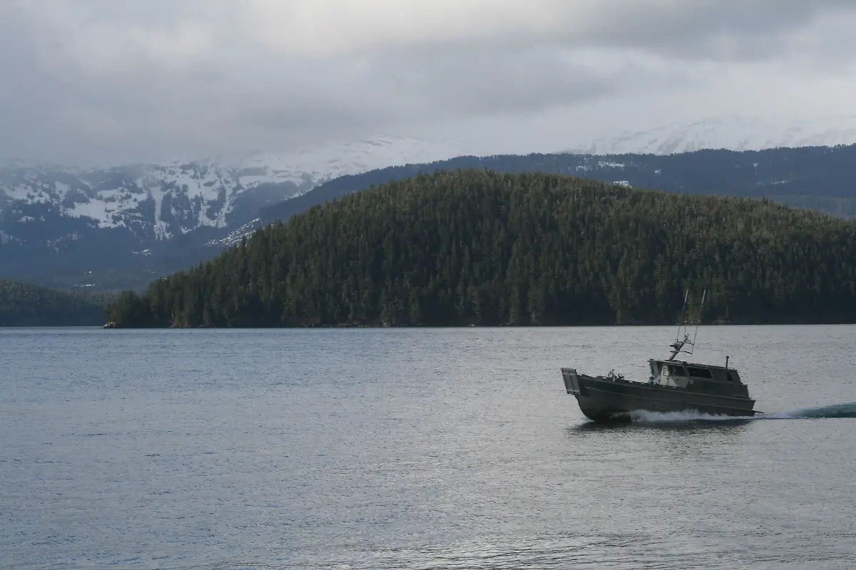 Gulf-Oil-Spill-Alaska-RPMT101-jpg4557024465149804631