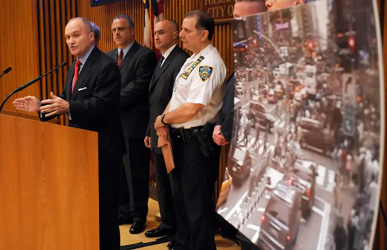 CORRECTION-Times-Square-Car-Bomb-NYHA104-jpg3982836780471289842
