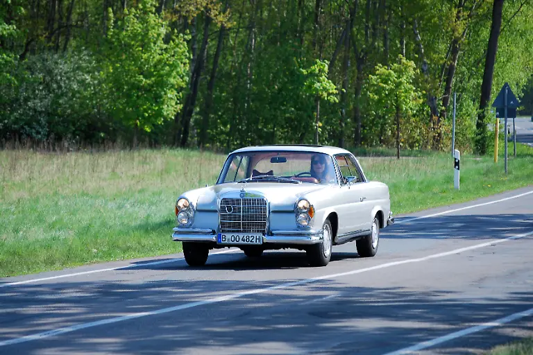 Oldtimer-MB-280-SE-24-04-2009-15-41-18
