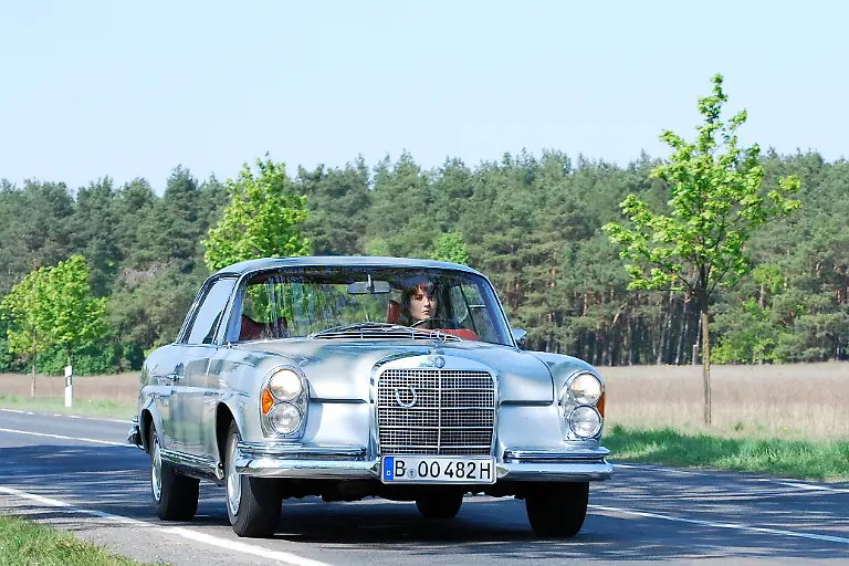 Oldtimer-MB-280-SE-24-04-2009-15-53-30