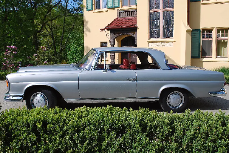 Oldtimer-MB-280-SE-24-04-2009-16-40-49