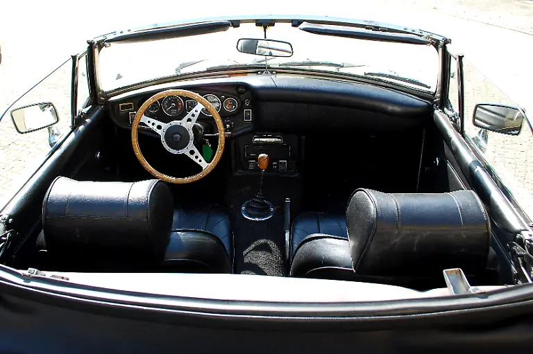 Oldtimer-MG-24-04-2009-16-52-07