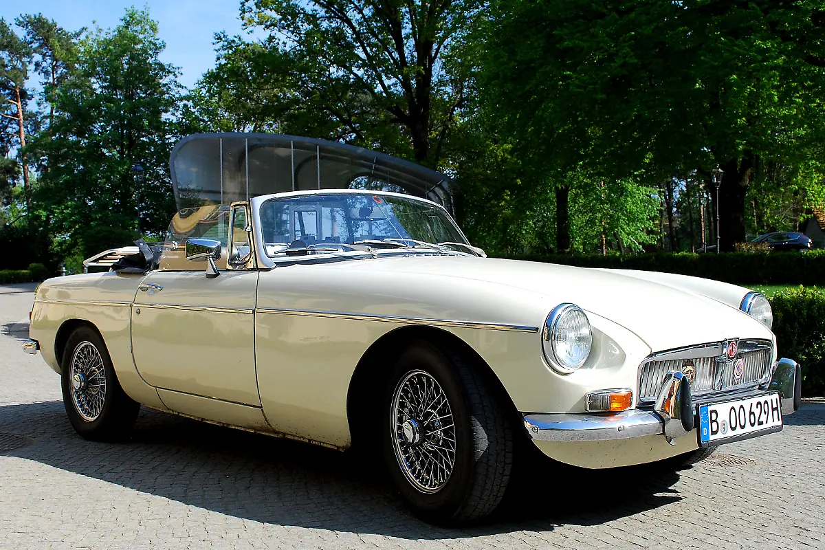 Oldtimer-MG-24-04-2009-16-53-17