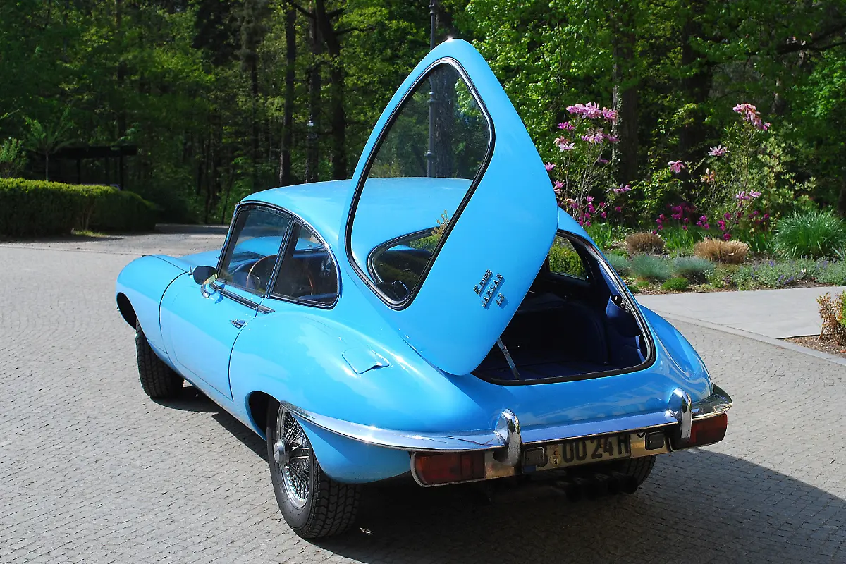 Oldtimer-Jaguar-E-Type-24-04-2009-16-24-13