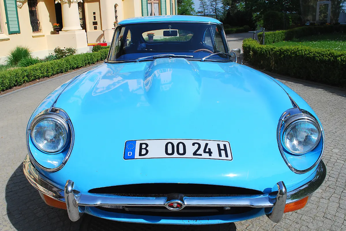 Oldtimer-Jaguar-E-Type-24-04-2009-16-21-10