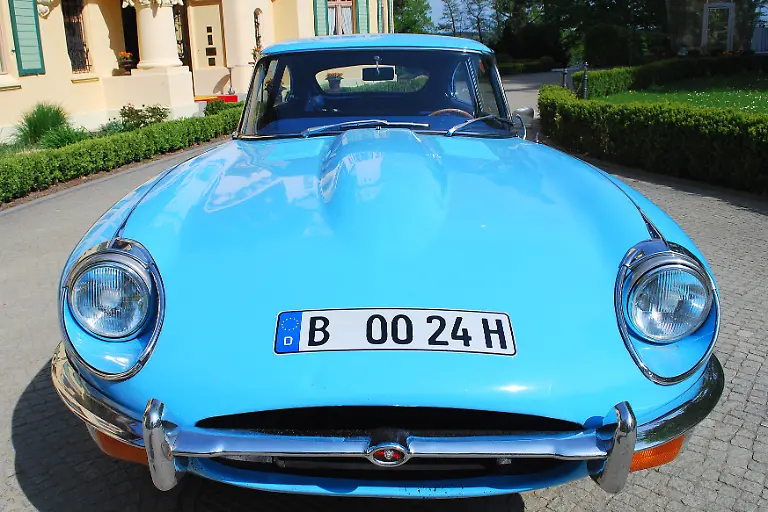 Oldtimer-Jaguar-E-Type-24-04-2009-16-21-10