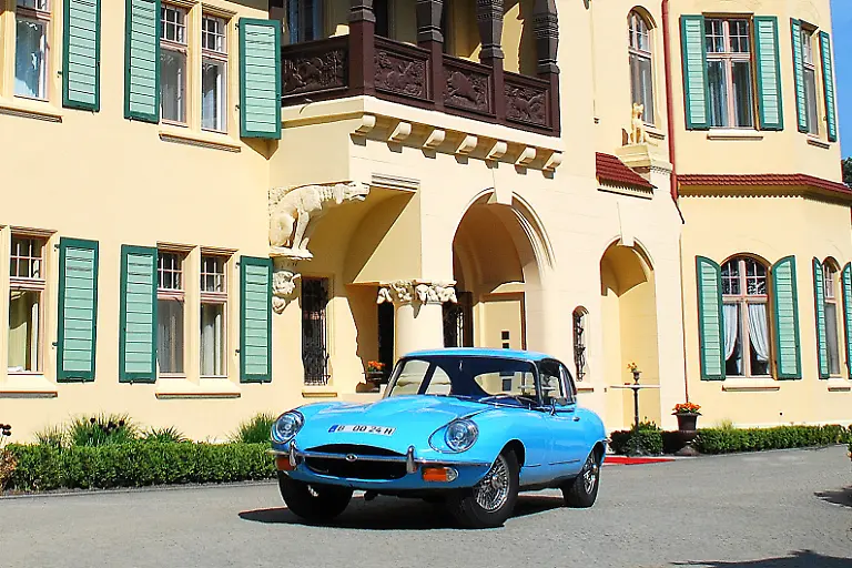 Oldtimer-Jaguar-E-Type-24-04-2009-16-17-32