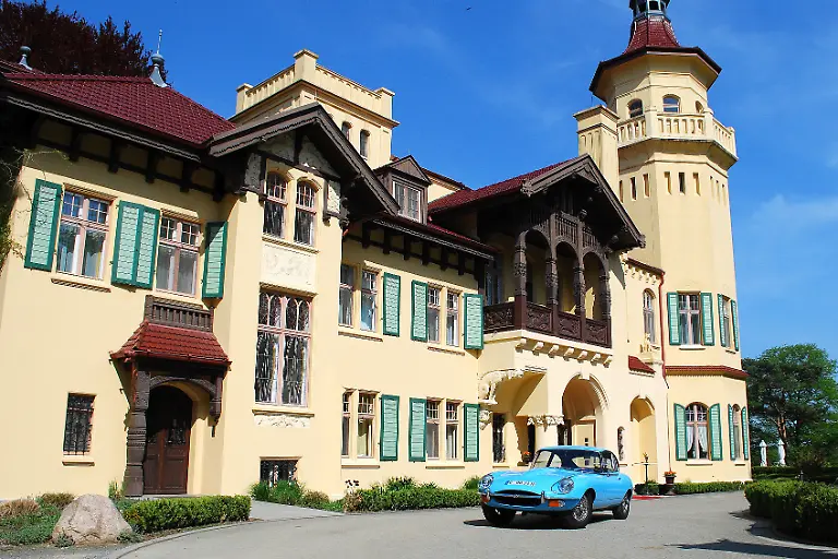 Oldtimer-Jaguar-E-Type-24-04-2009-16-17-31