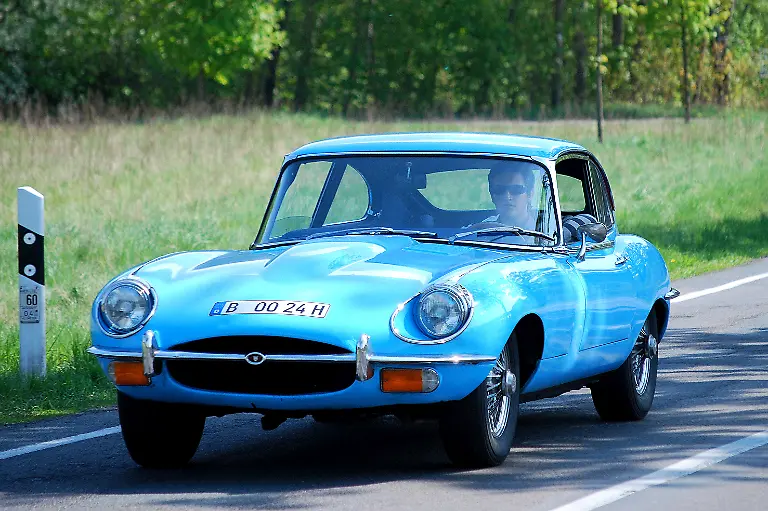 Oldtimer-Jaguar-E-Type-24-04-2009-15-41-35