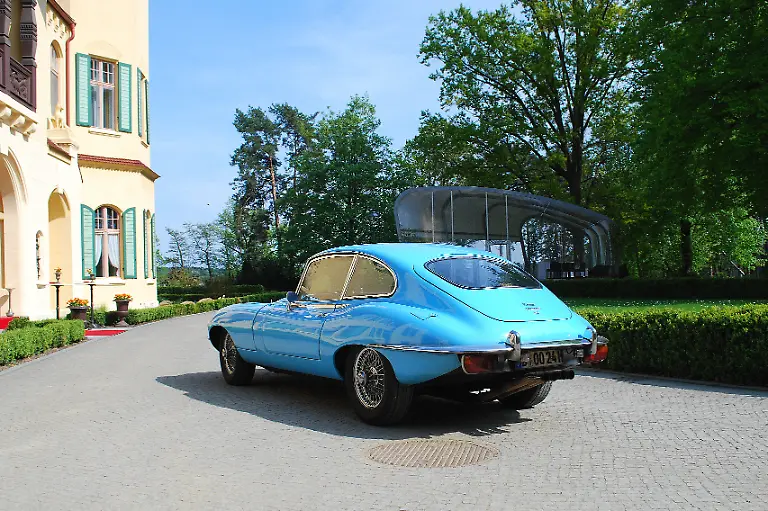 Oldtimer-Jaguar-E-Type-24-04-2009-16-31-41