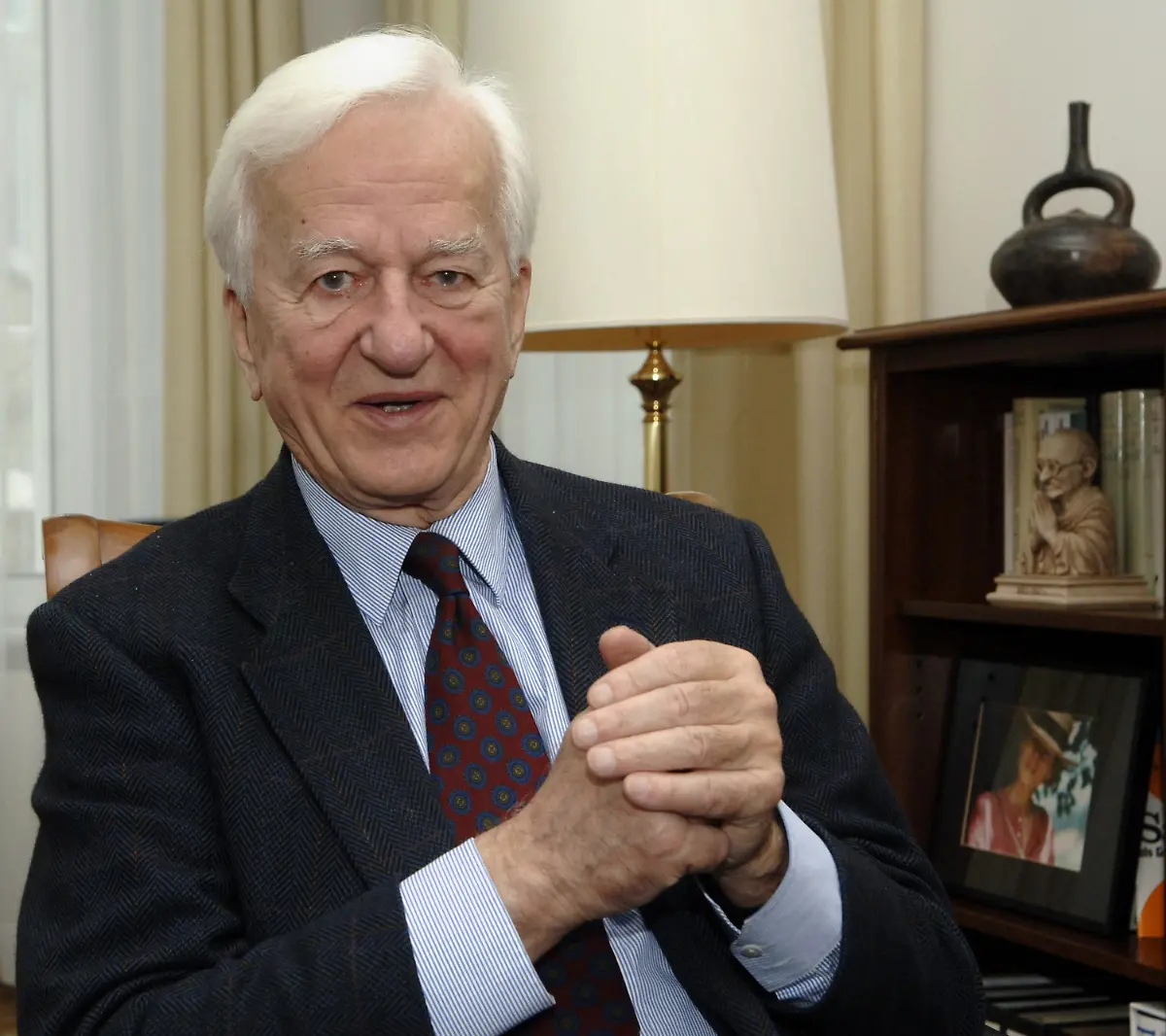 2qbn3847-jpg902228955032325137