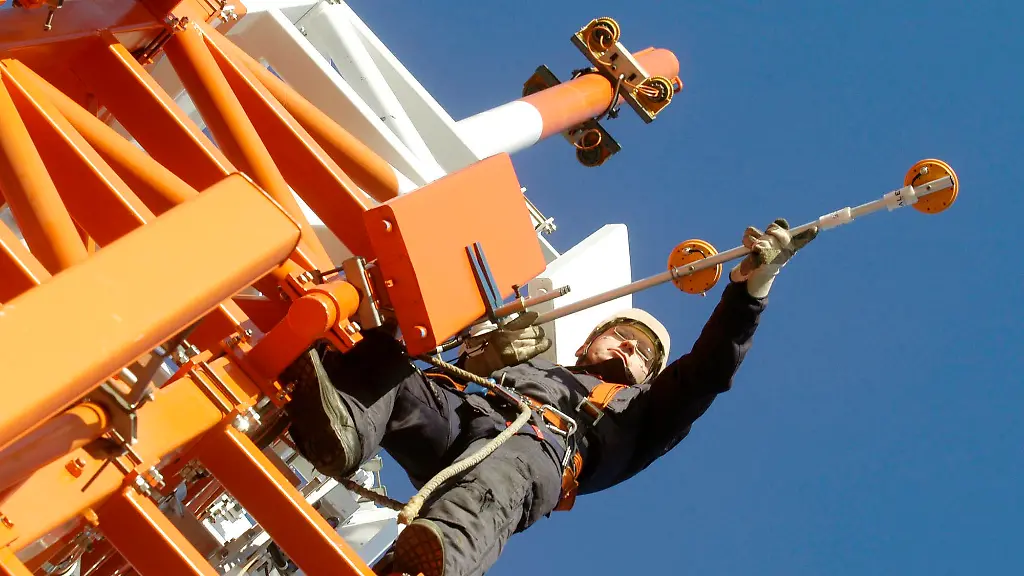 DEU-Mobilfunk-Internet-Frequenzen-FRA101-jpg3772010770755670120